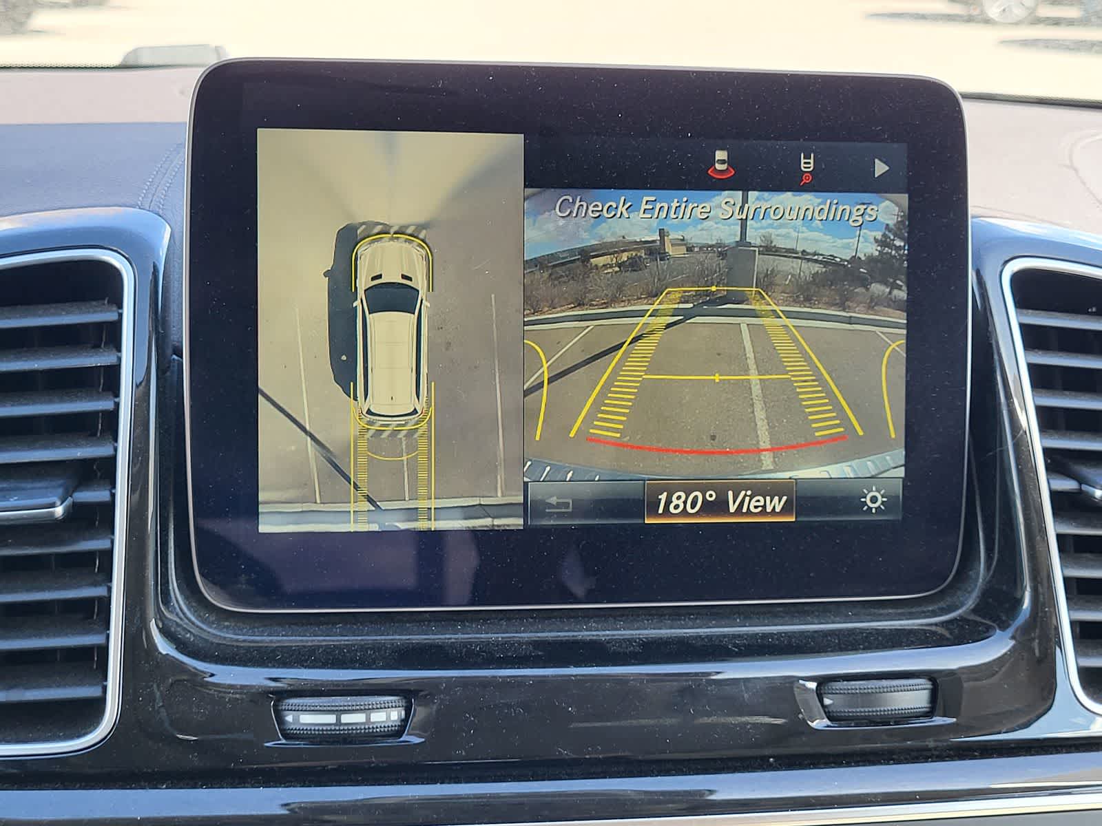 Thumbnail: 2017 Mercedes-Benz GLS - 21