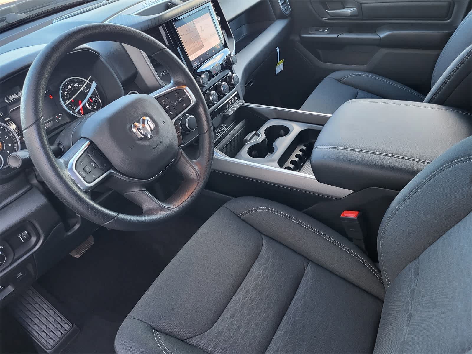 Thumbnail: 2026 RAM 1500 - 9