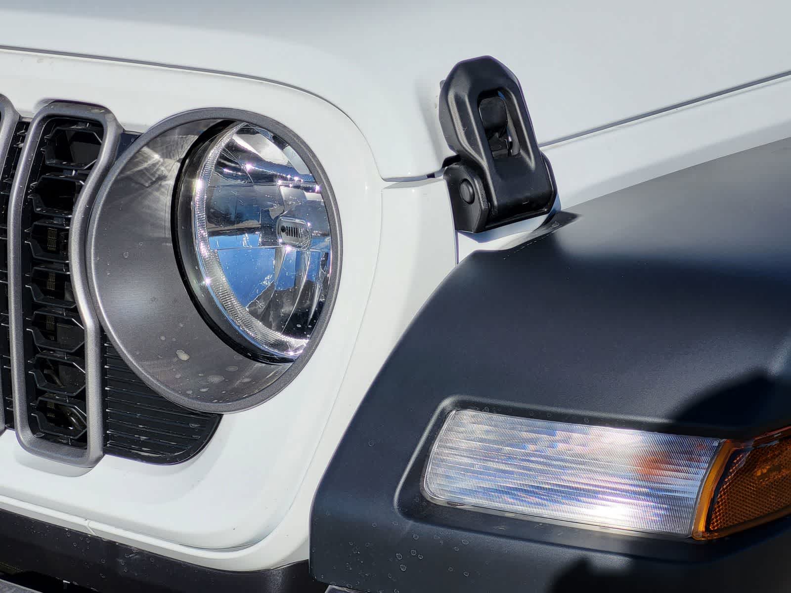 Thumbnail: 2026 Jeep Wrangler - 5