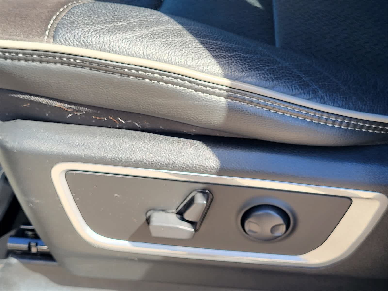 Thumbnail: 2024 RAM 1500 - 14