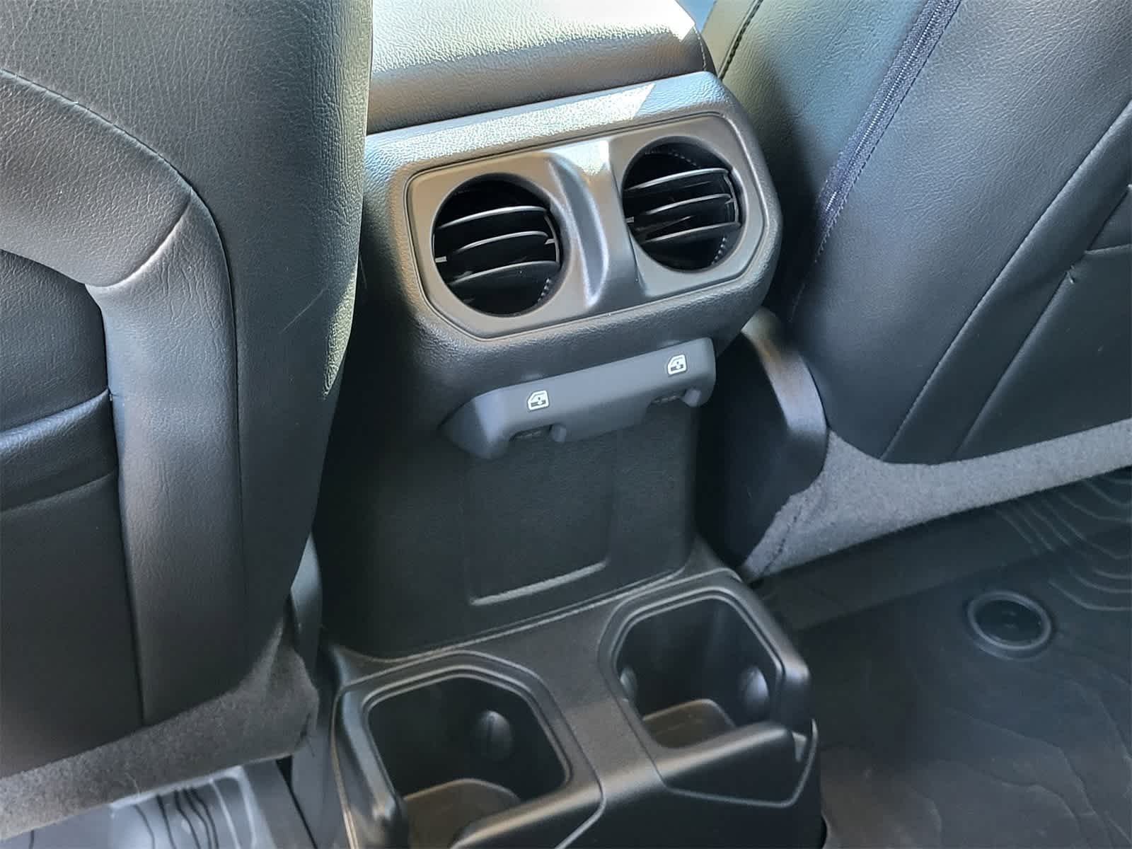 Thumbnail: 2025 Jeep Wrangler - 27