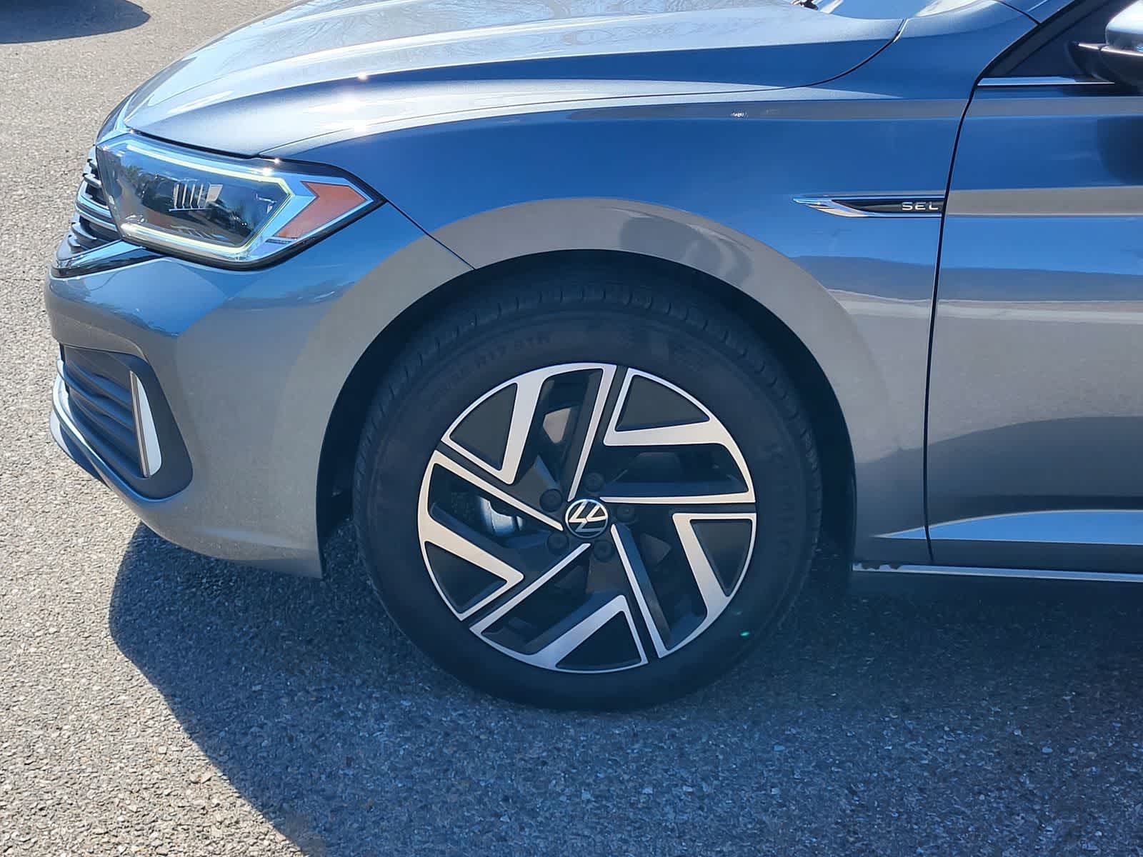 Thumbnail: 2024 Volkswagen Jetta - 8