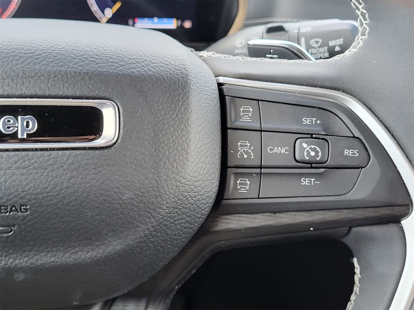 Thumbnail: 2024 Jeep Grand Cherokee - 27