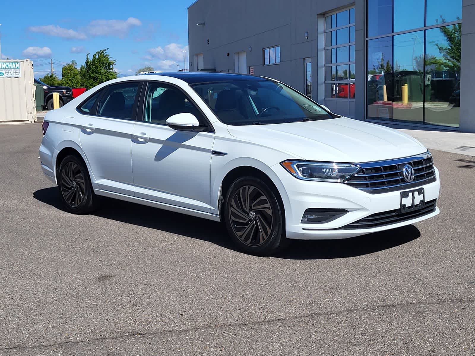 Thumbnail: 2019 Volkswagen Jetta - 3