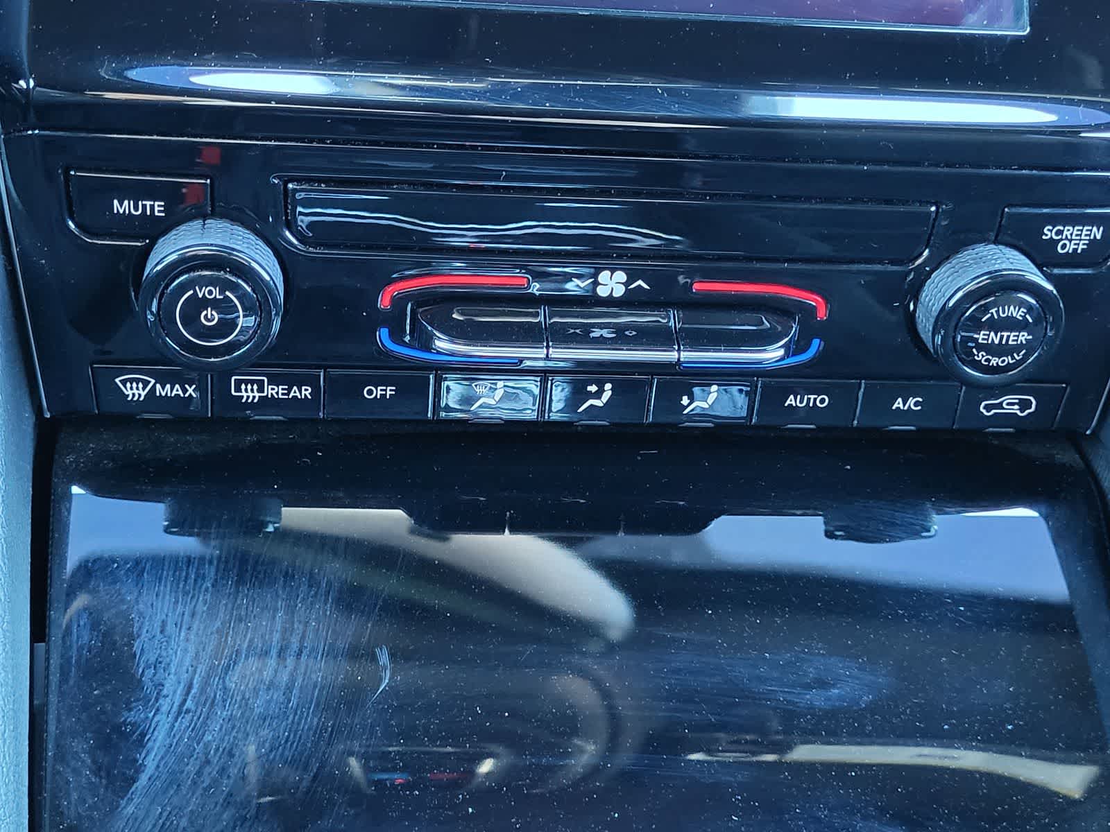 Thumbnail: 2024 Jeep Grand Cherokee L - 22