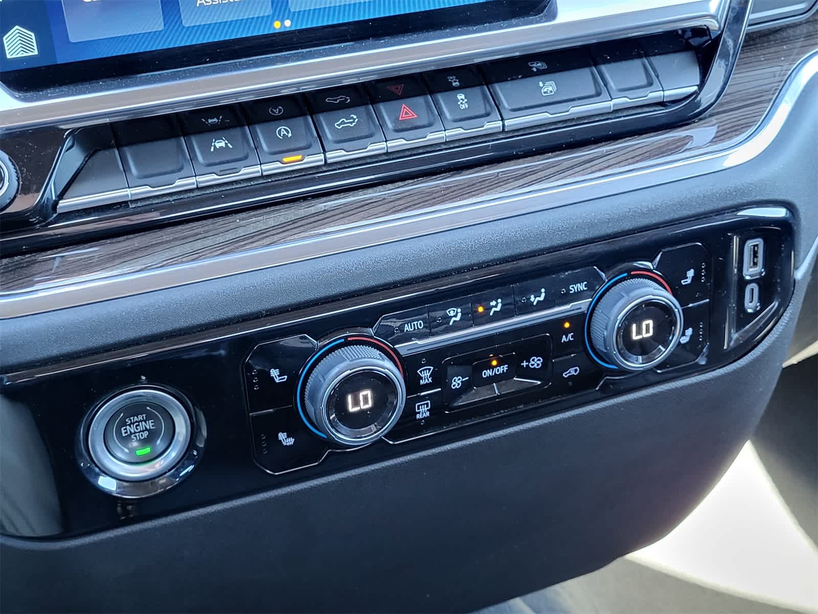 Thumbnail: 2023 Chevrolet Silverado 1500 - 17