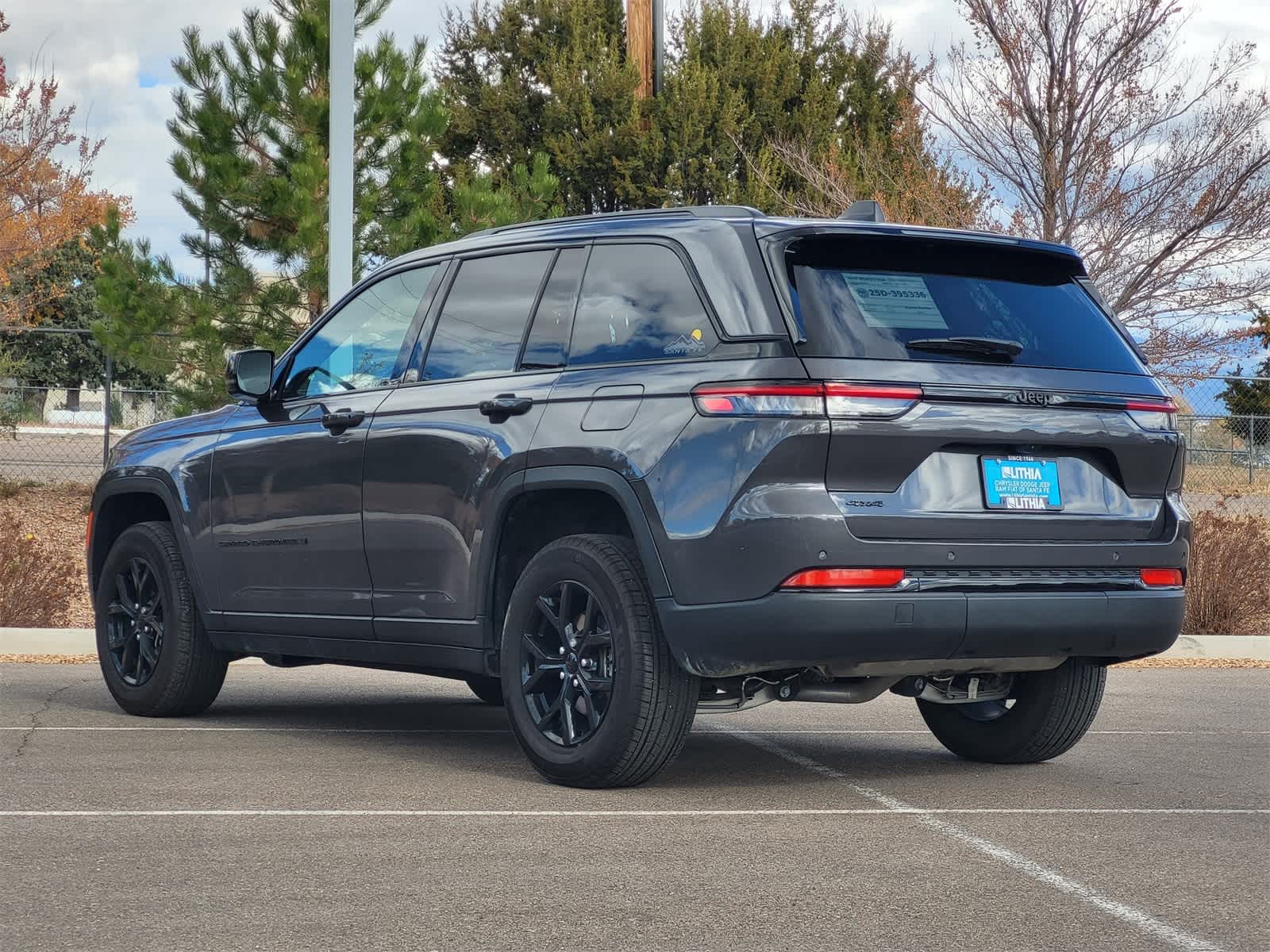 Thumbnail: 2024 Jeep Grand Cherokee - 7