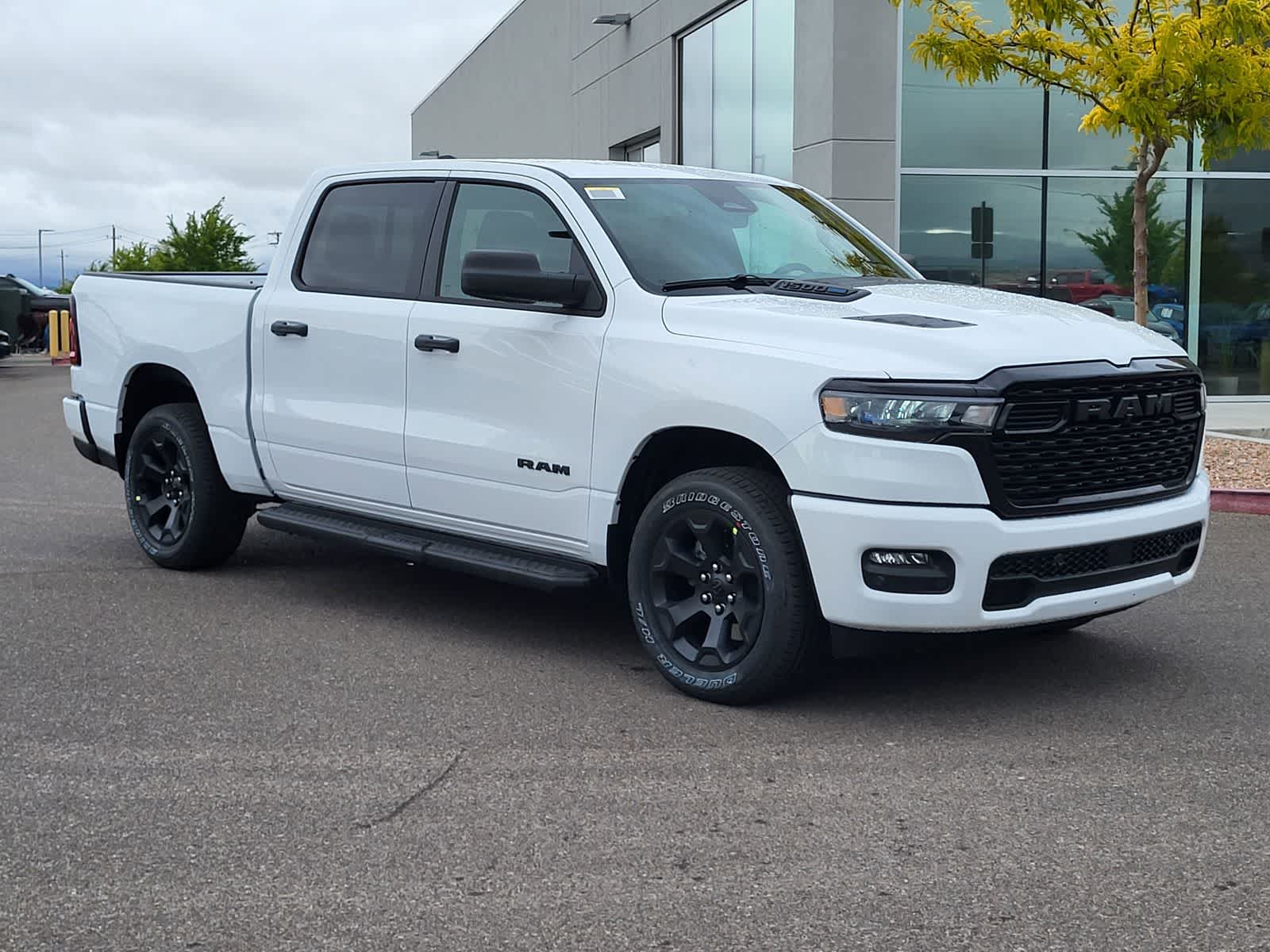 Thumbnail: 2026 RAM 1500 - 3