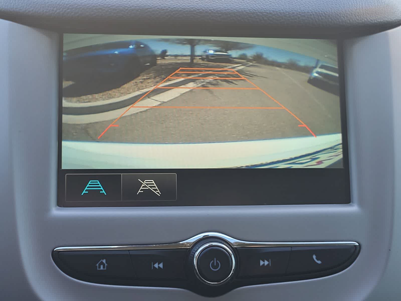 Thumbnail: 2017 Chevrolet Cruze - 18