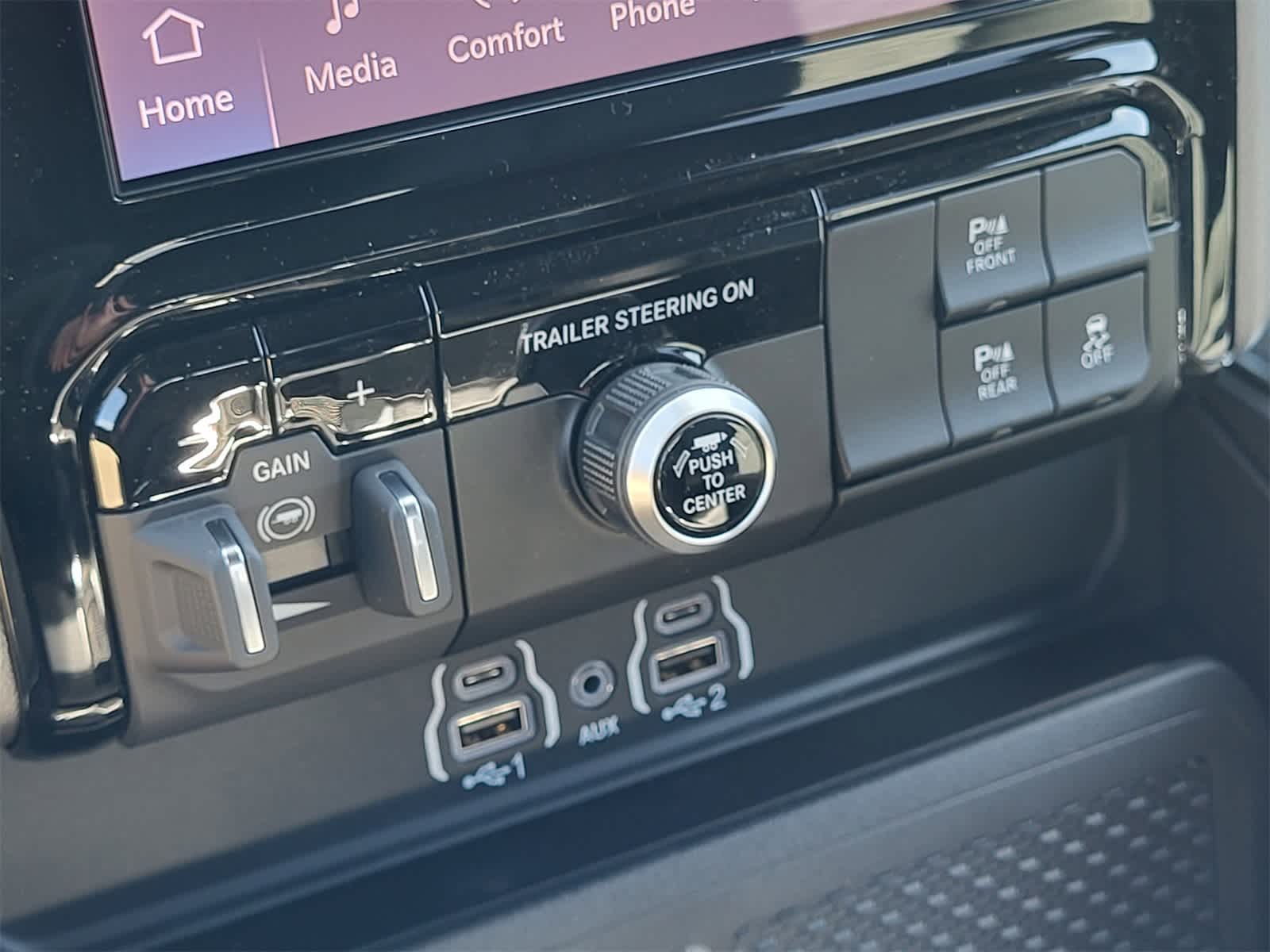 Thumbnail: 2026 RAM 1500 - 13