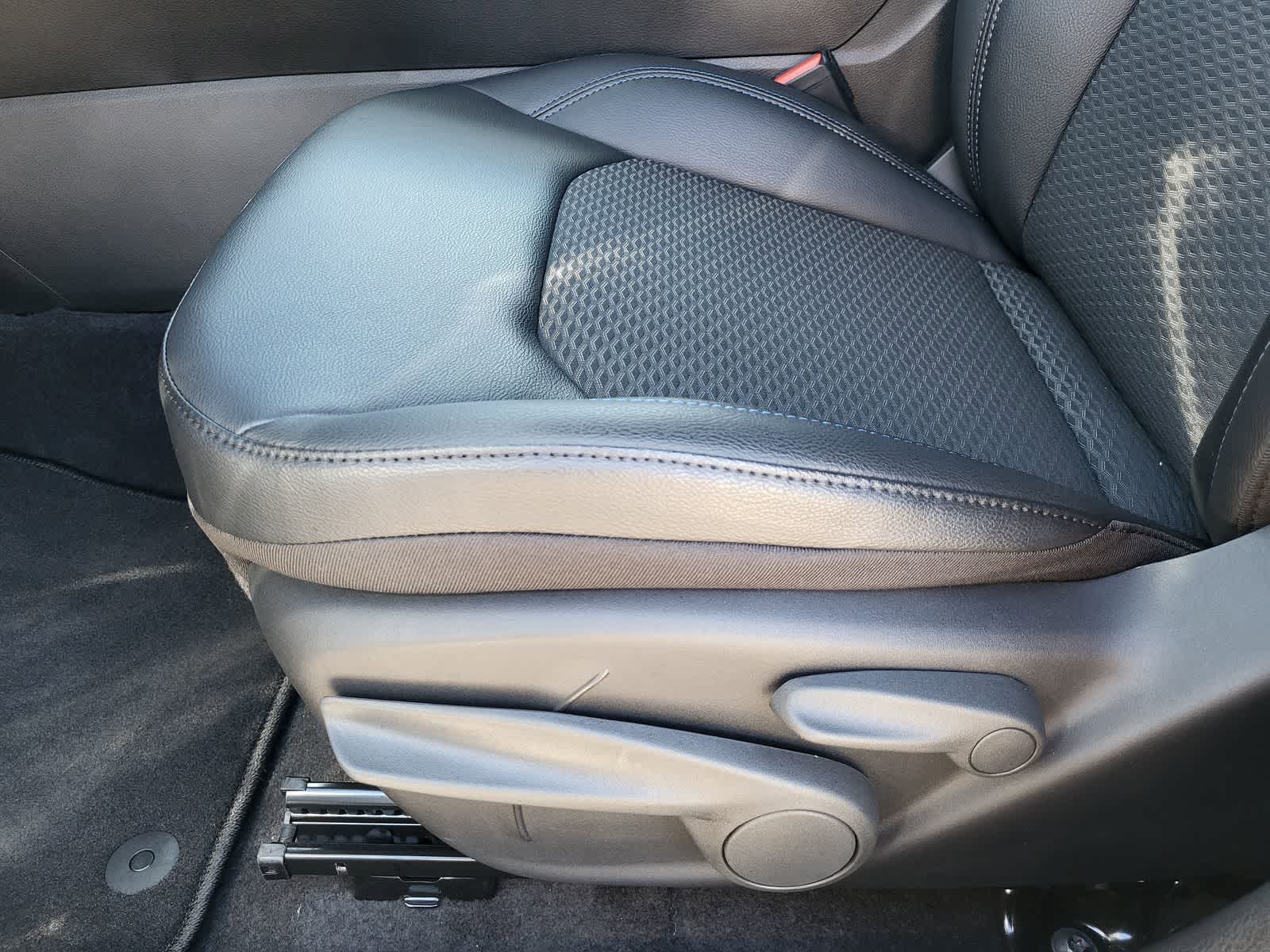 Thumbnail: 2026 Jeep Compass - 17