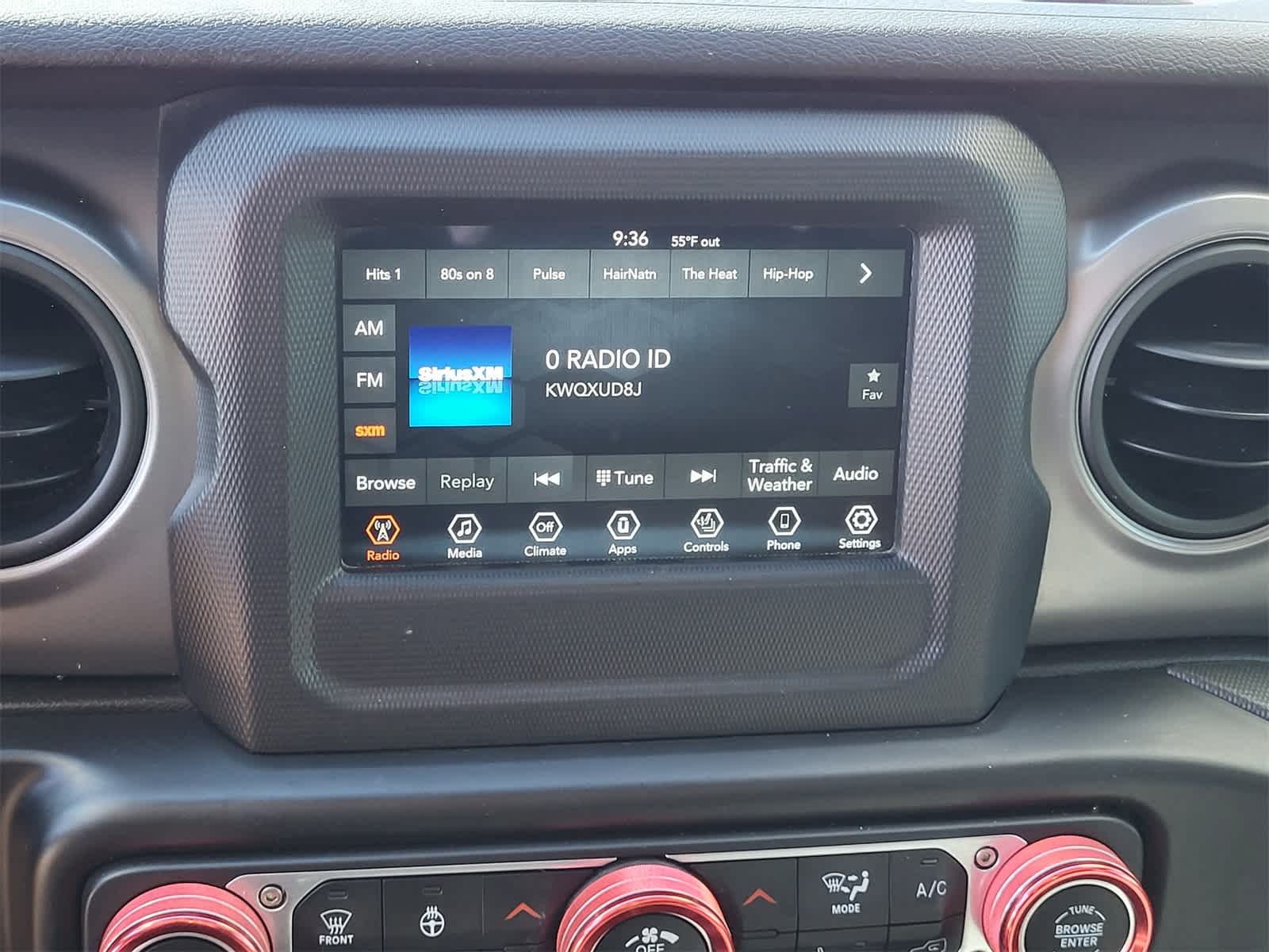 Thumbnail: 2021 Jeep Gladiator - 20