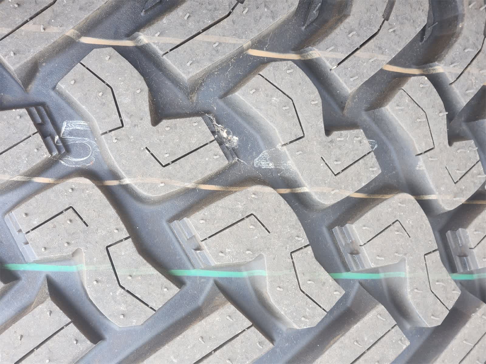 Thumbnail: 2025 Jeep Gladiator - 11