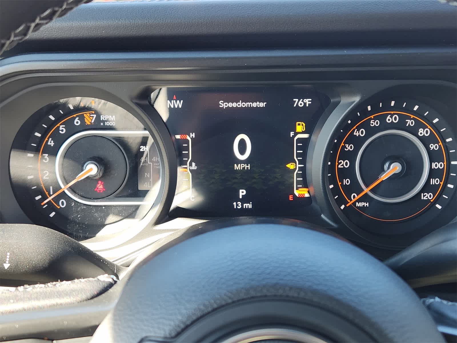 Thumbnail: 2025 Jeep Gladiator - 15