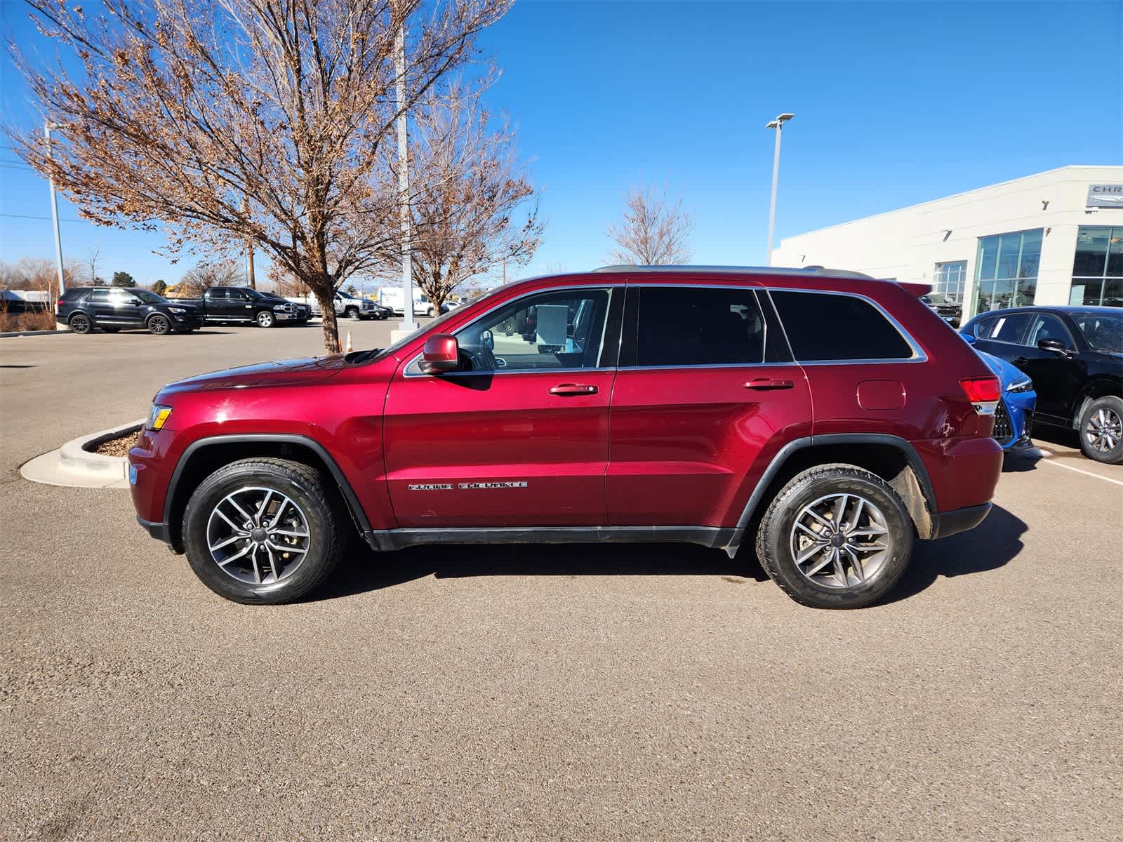 Thumbnail: 2020 Jeep Grand Cherokee - 6