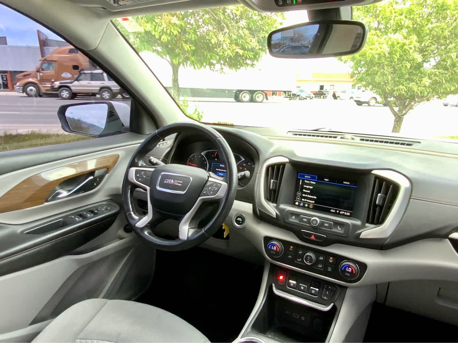 Thumbnail: 2019 GMC Terrain - 36