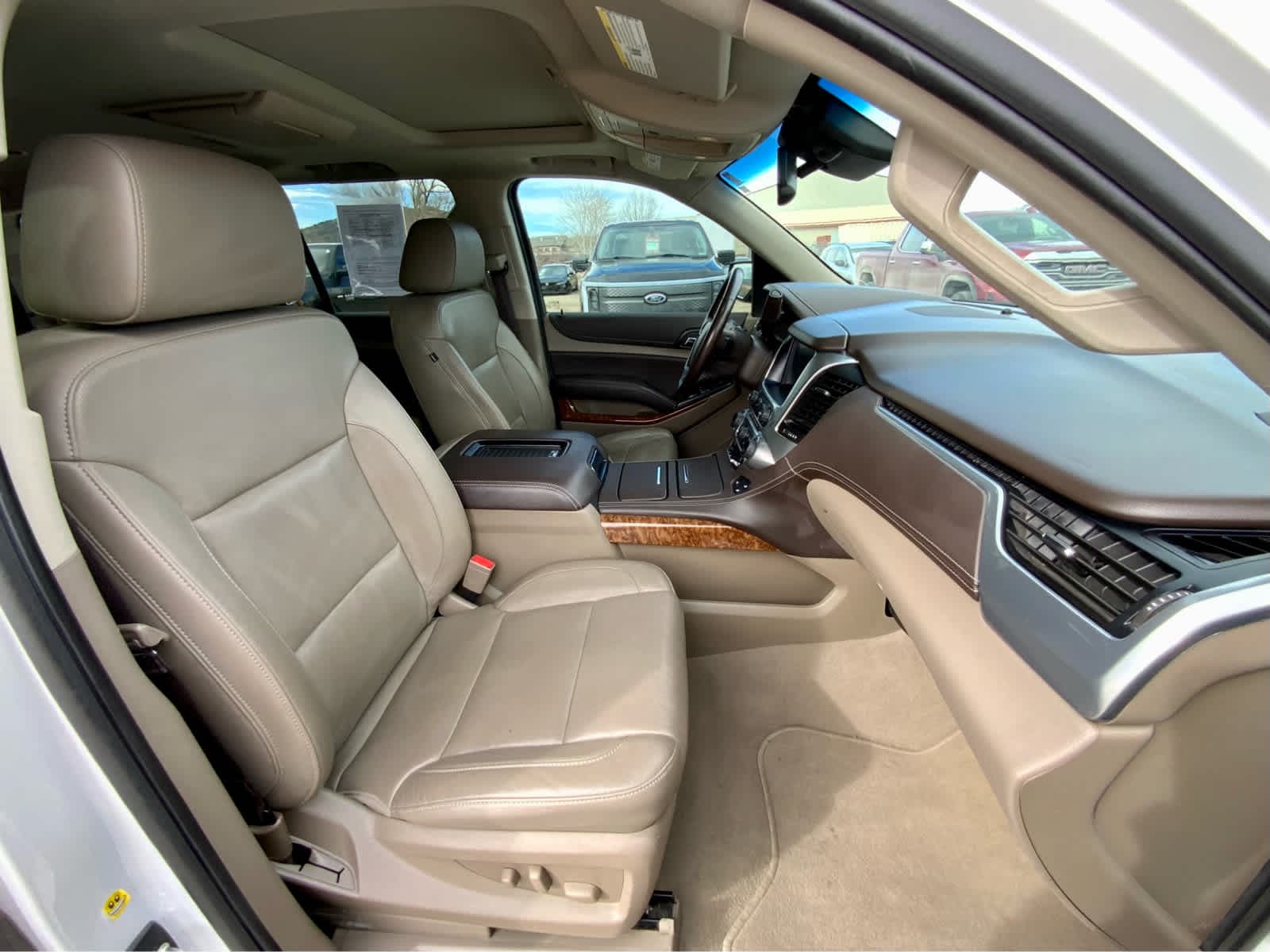 Thumbnail: 2020 Chevrolet Tahoe - 17
