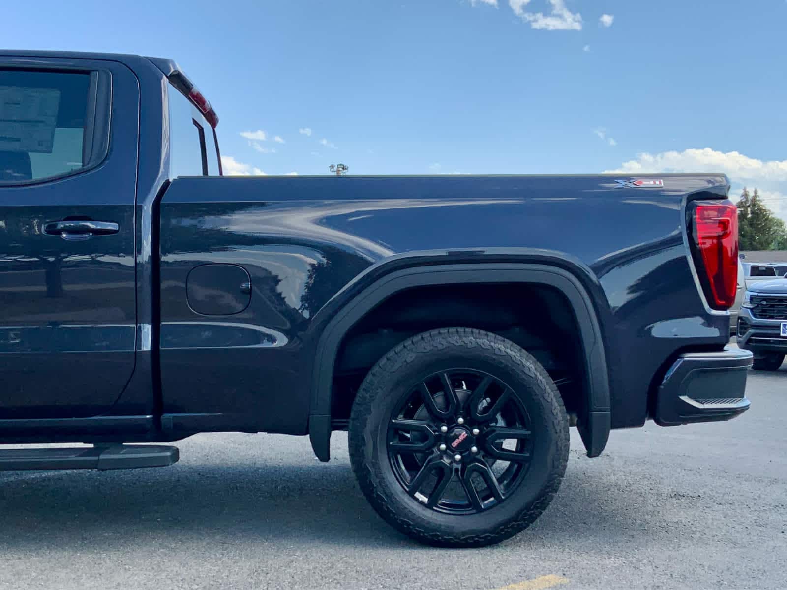 Thumbnail: 2025 GMC Sierra 1500 - 15