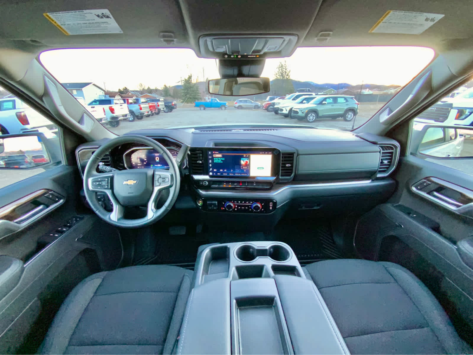 Thumbnail: 2026 Chevrolet Silverado 1500 - 39