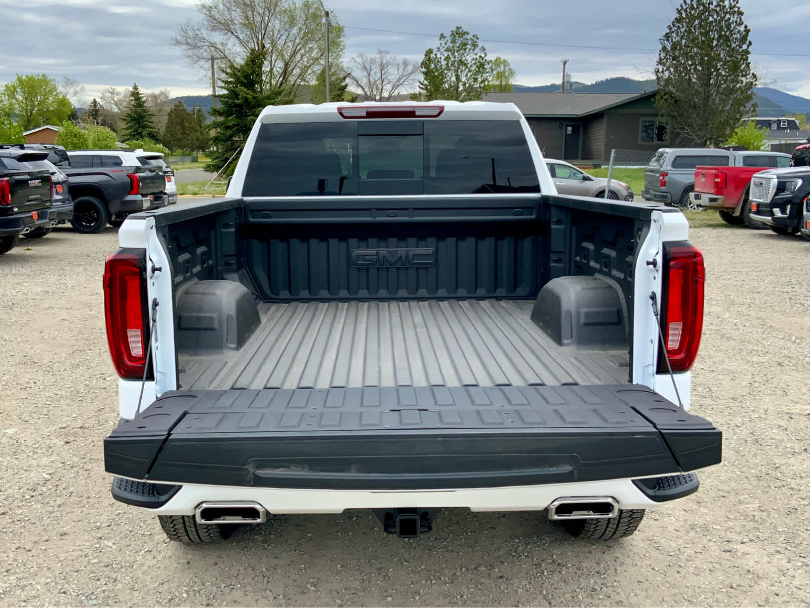 Thumbnail: 2026 GMC Sierra 1500 - 23