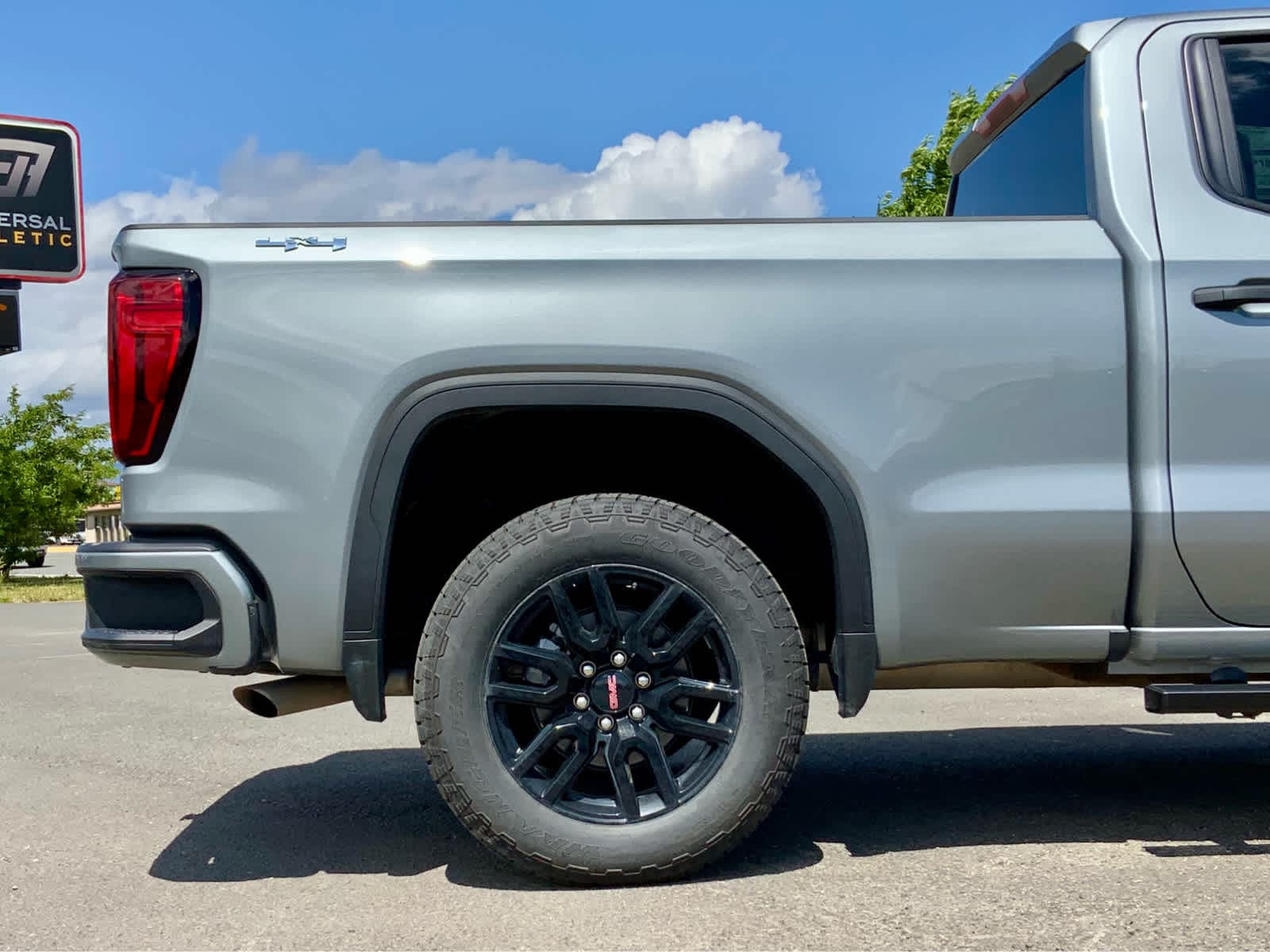 Thumbnail: 2025 GMC Sierra 1500 - 16
