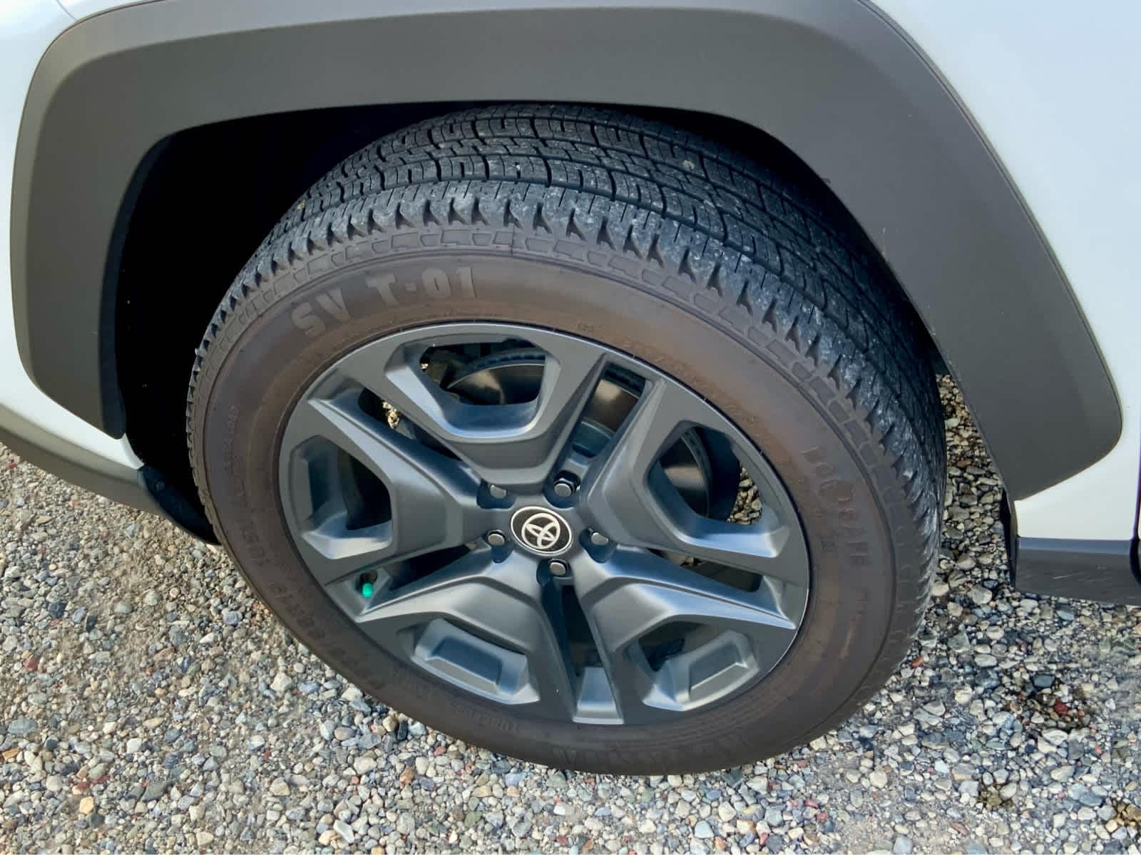 Thumbnail: 2022 Toyota RAV4 - 19