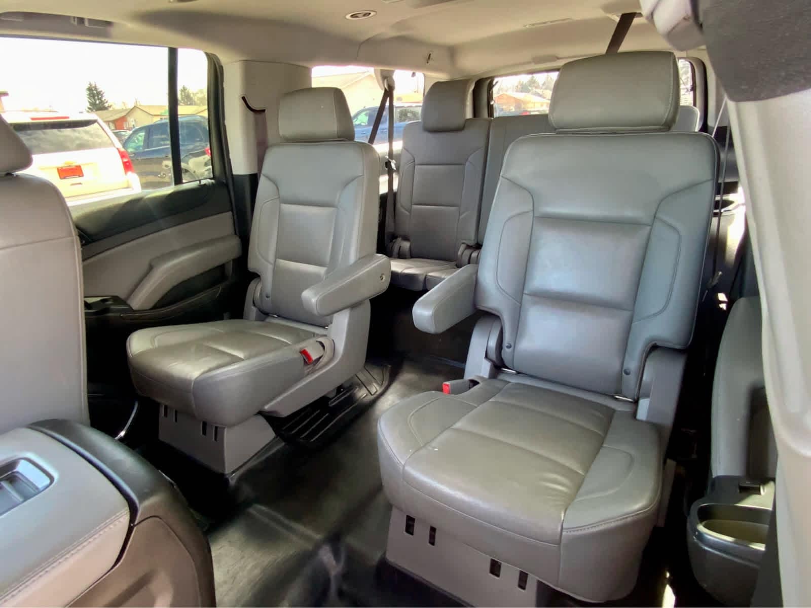 Thumbnail: 2017 Chevrolet Suburban - 27