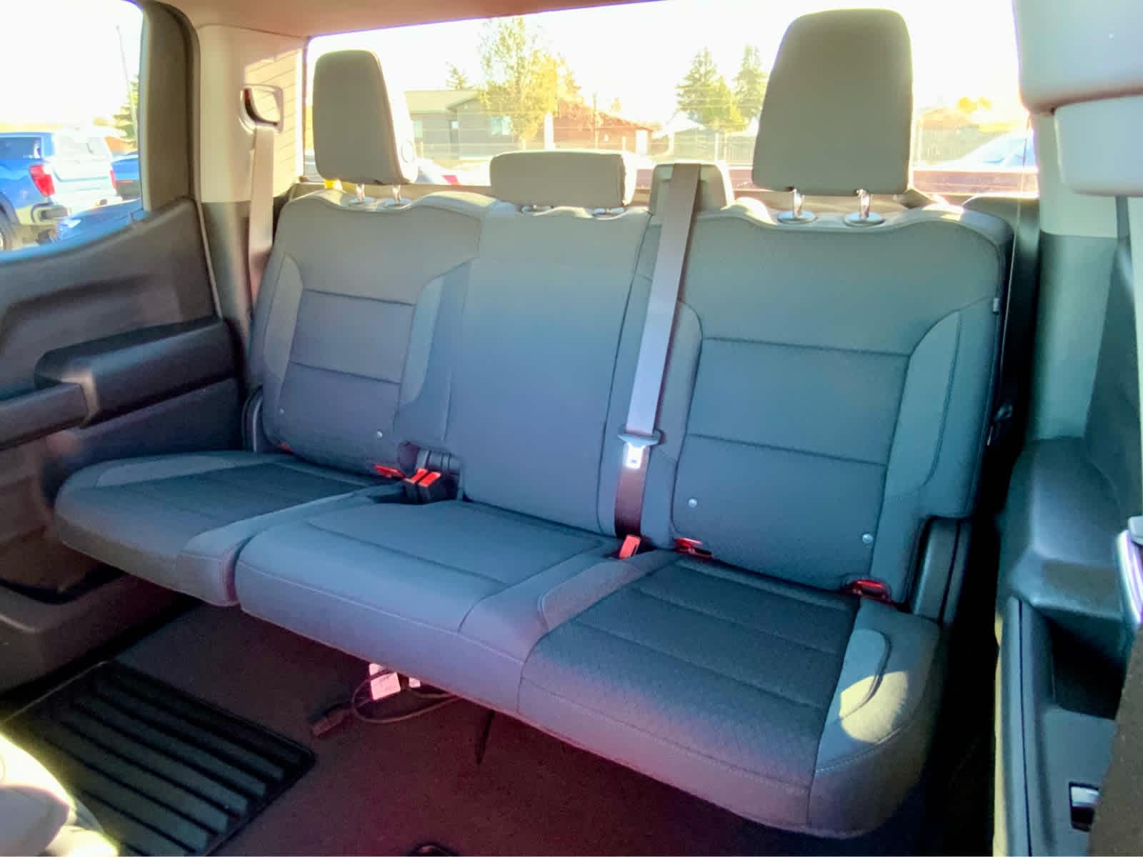 Thumbnail: 2026 Chevrolet Silverado 1500 - 33