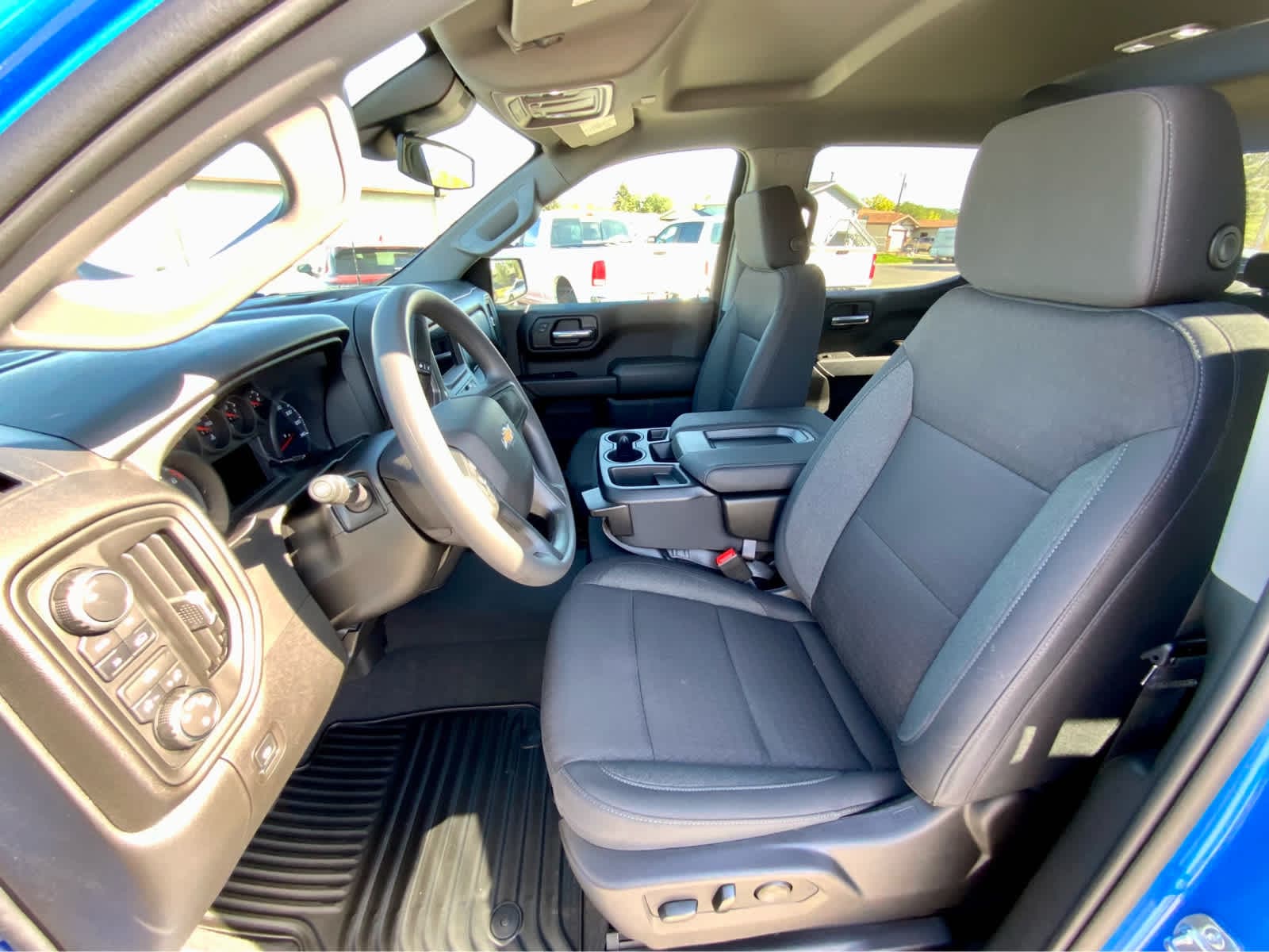 Thumbnail: 2026 Chevrolet Silverado 1500 - 26