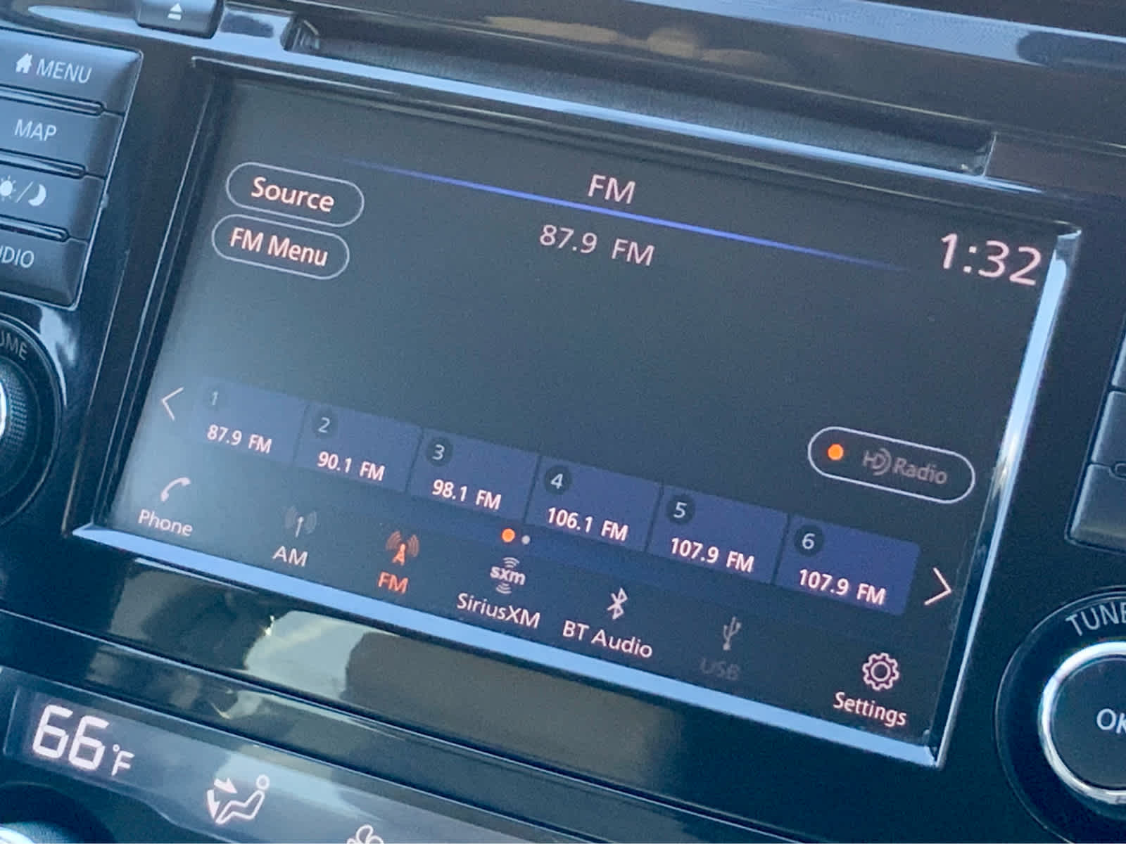 Thumbnail: 2022 Nissan Rogue Sport - 43