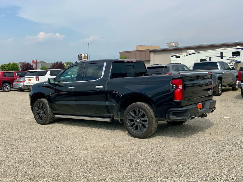 Used 2021 Chevrolet Silverado 1500 High Country Truck Crew Cab