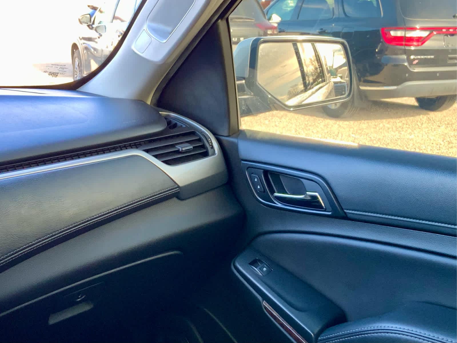 Thumbnail: 2019 Chevrolet Tahoe - 39