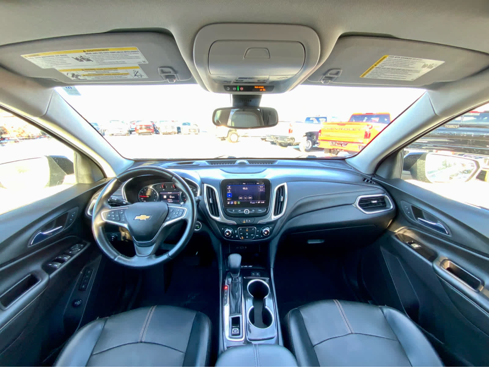 Thumbnail: 2022 Chevrolet Equinox - 28