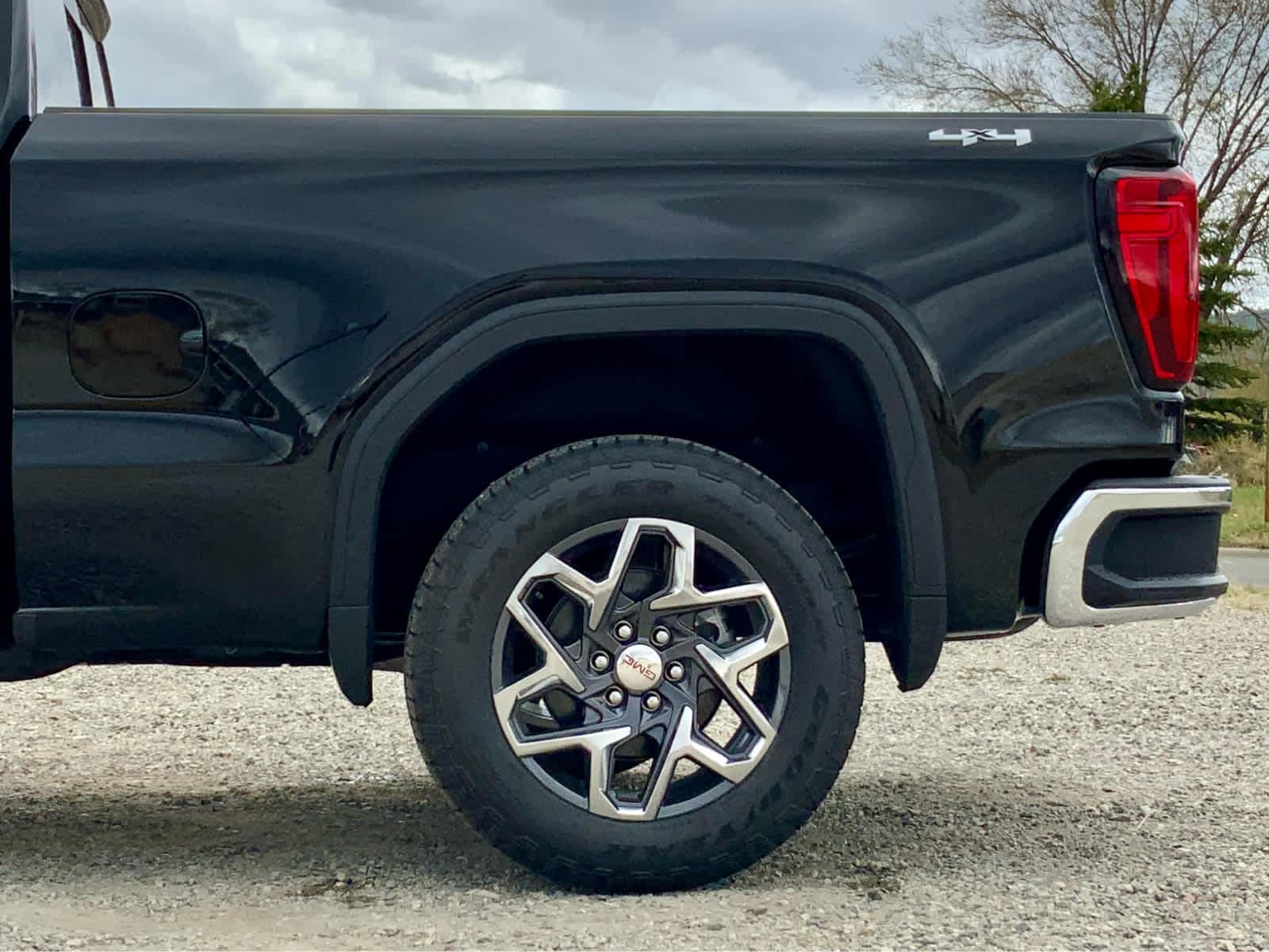 Thumbnail: 2025 GMC Sierra 1500 - 14