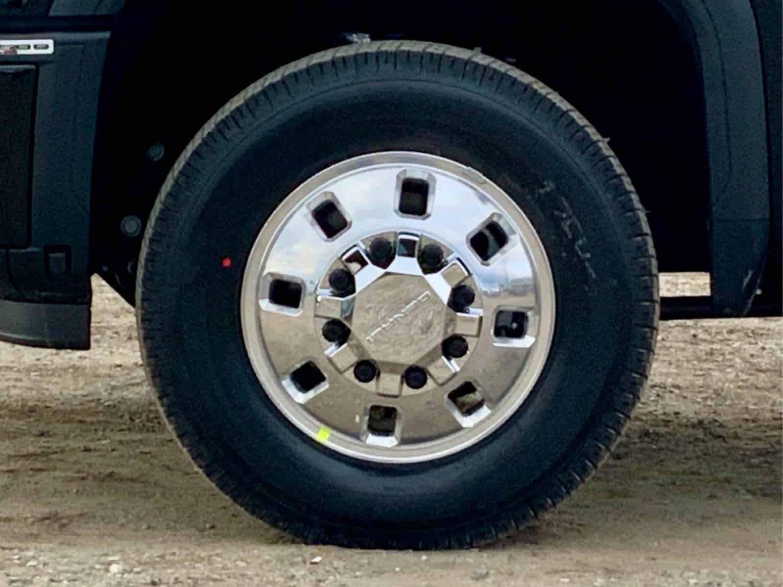 Thumbnail: 2026 GMC Sierra 3500 - 18