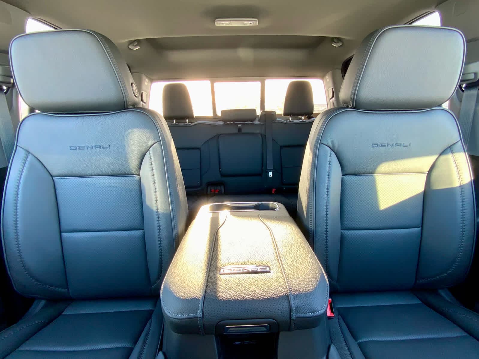 Thumbnail: 2026 GMC Sierra 2500 - 27