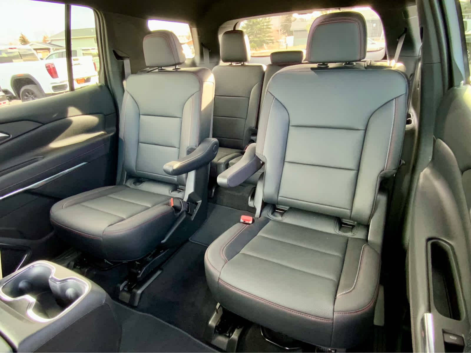 Thumbnail: 2026 Chevrolet Traverse - 31