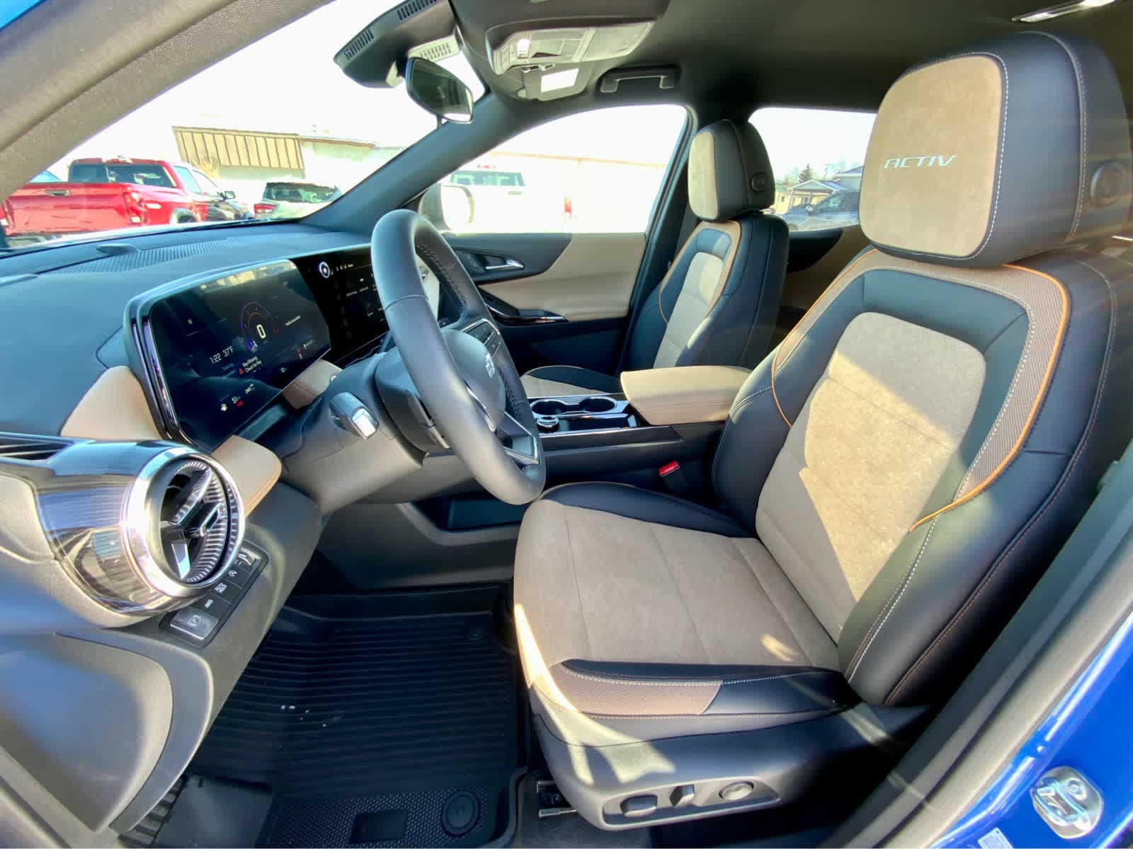 Thumbnail: 2026 Chevrolet Equinox - 23