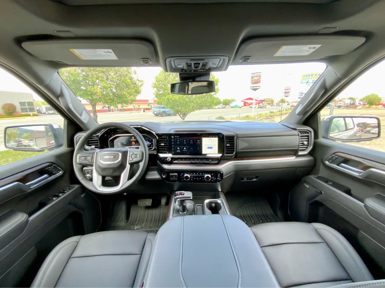 Thumbnail: 2025 GMC Sierra 1500 - 37