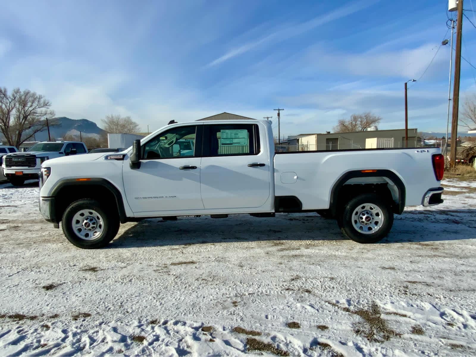 Thumbnail: 2026 GMC Sierra 3500 - 2