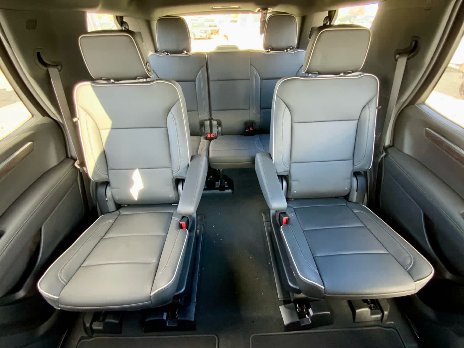 Thumbnail: 2026 Chevrolet Tahoe - 34