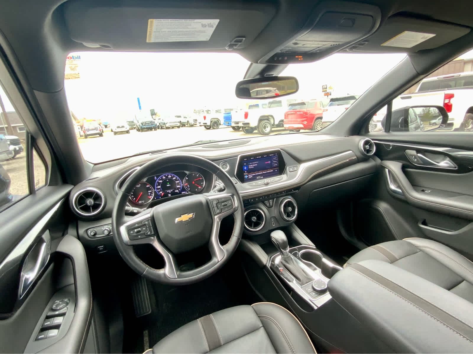 Thumbnail: 2022 Chevrolet Blazer - 32