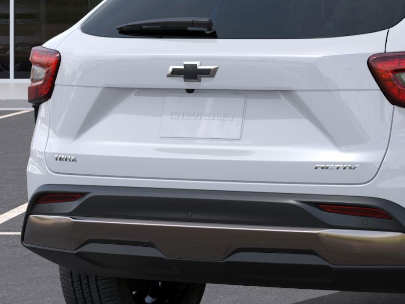 Thumbnail: 2025 Chevrolet Trax - 14
