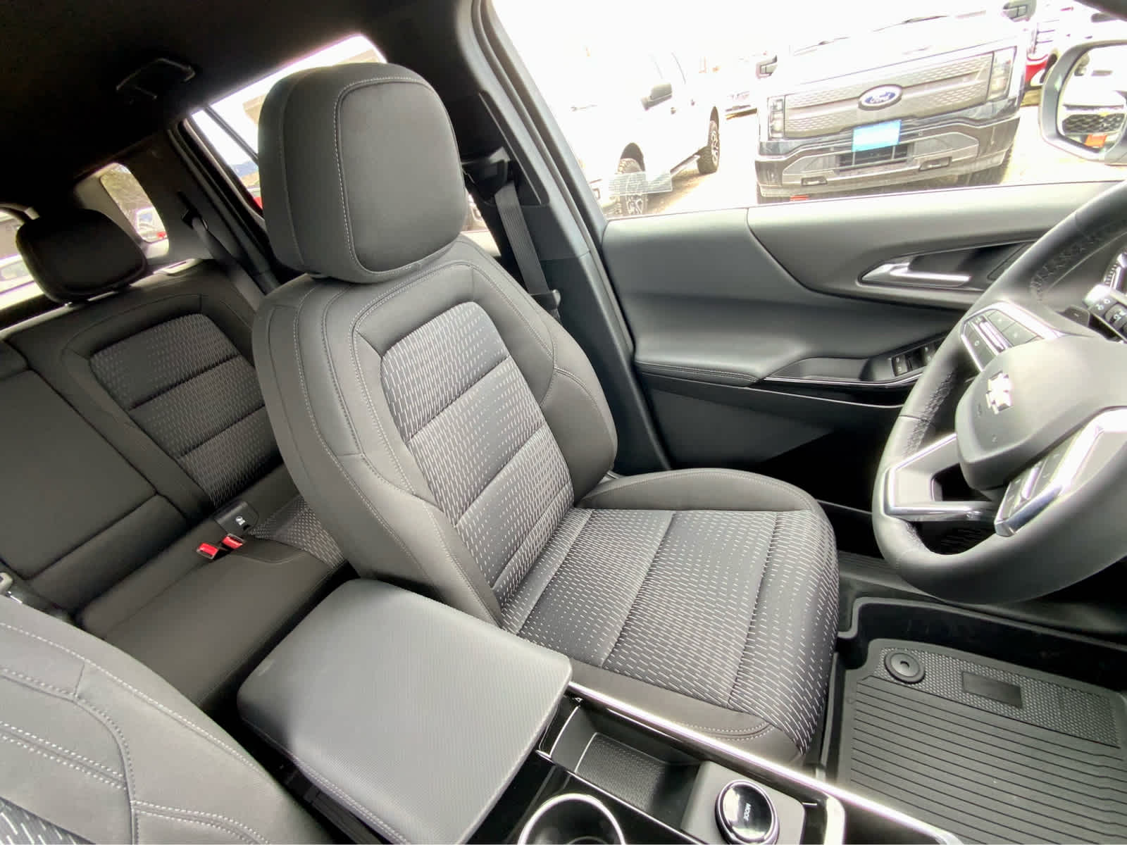 Thumbnail: 2026 Chevrolet Equinox - 28