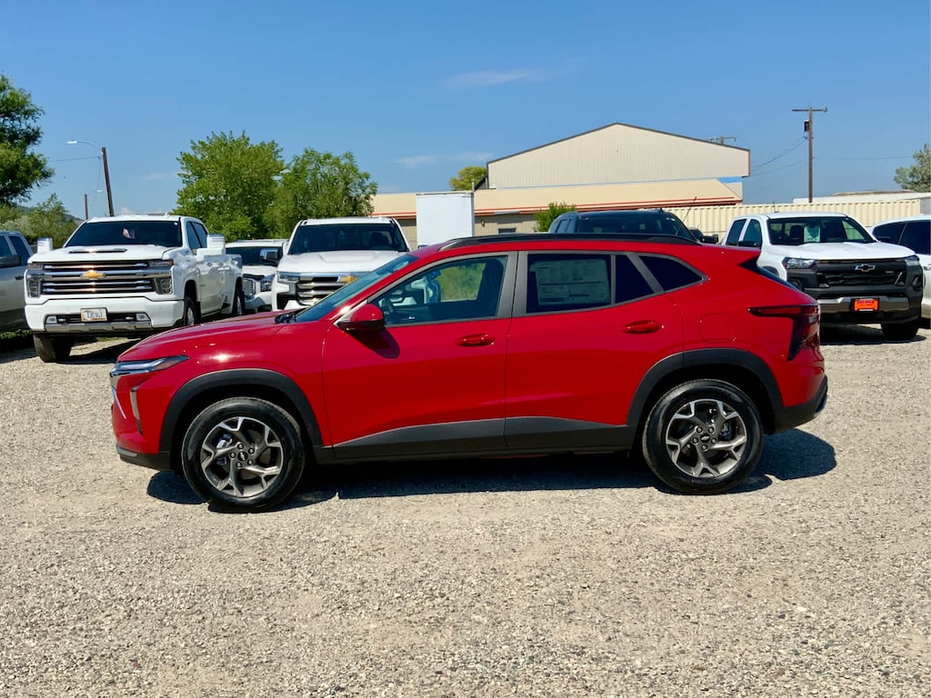 New 2026 Chevrolet Trax LT SUV