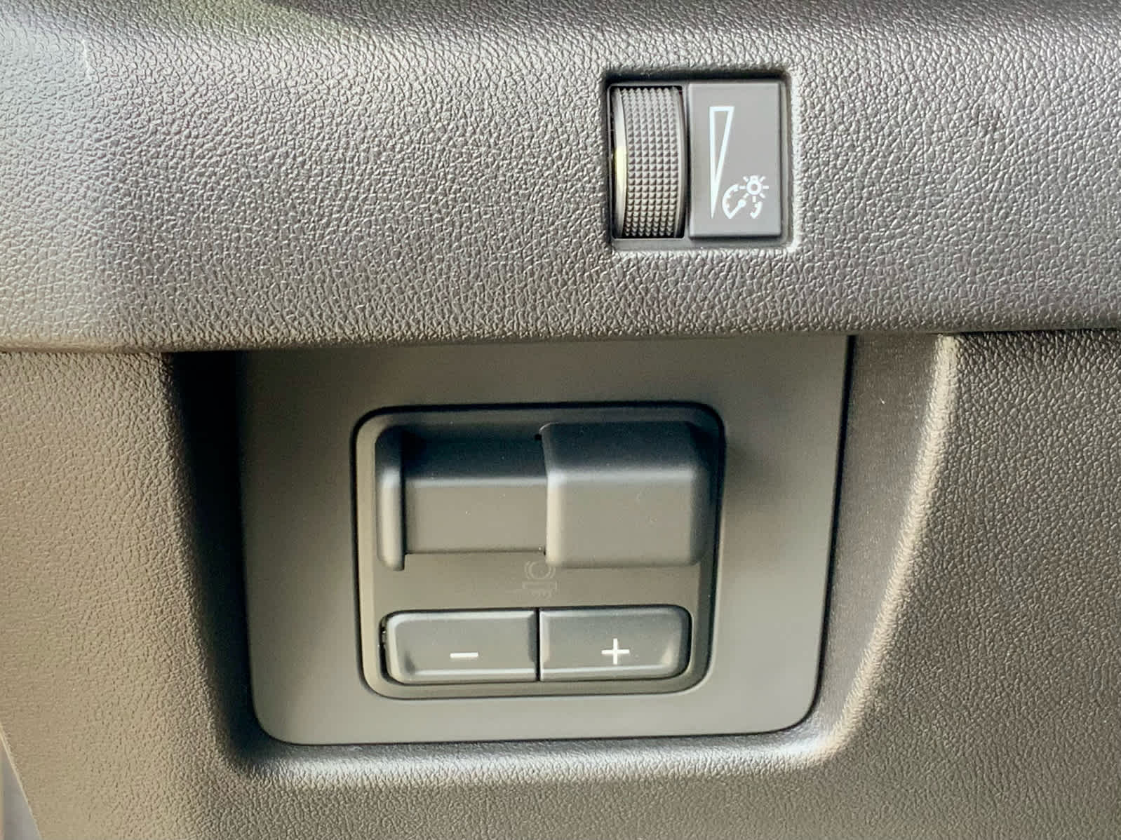 Thumbnail: 2026 Chevrolet Colorado - 47