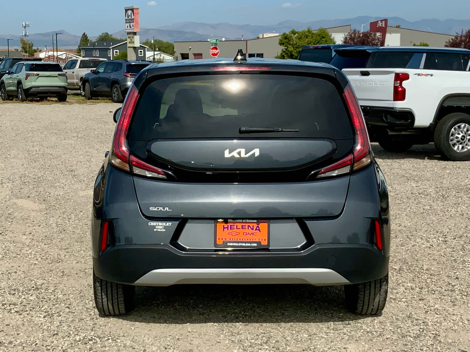 2023 Kia Soul LX photo 3