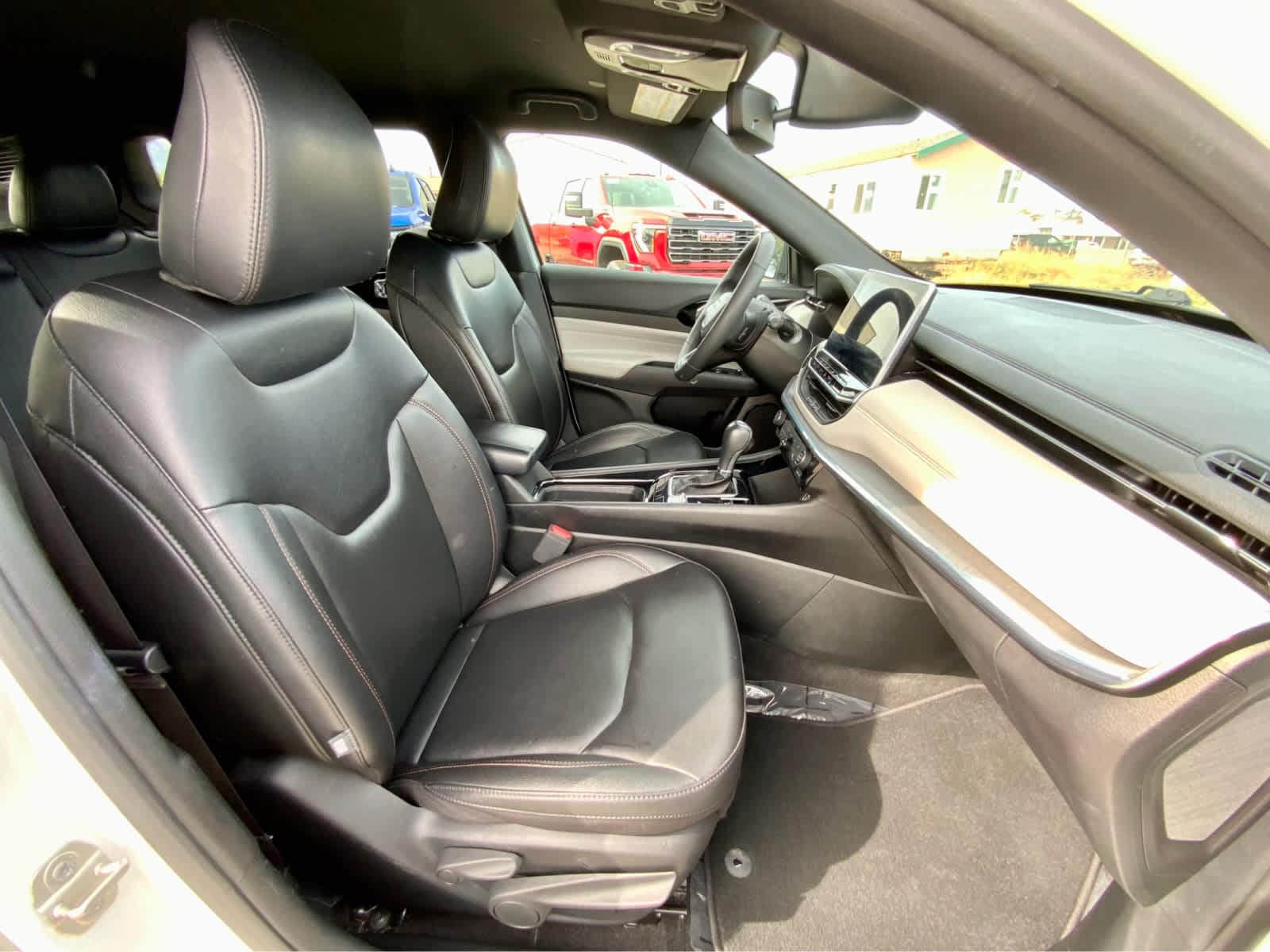 Thumbnail: 2023 Jeep Compass - 27