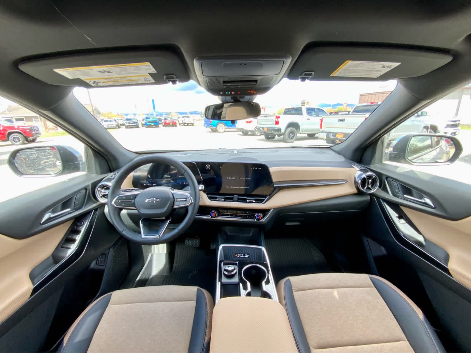 Thumbnail: 2026 Chevrolet Equinox - 32