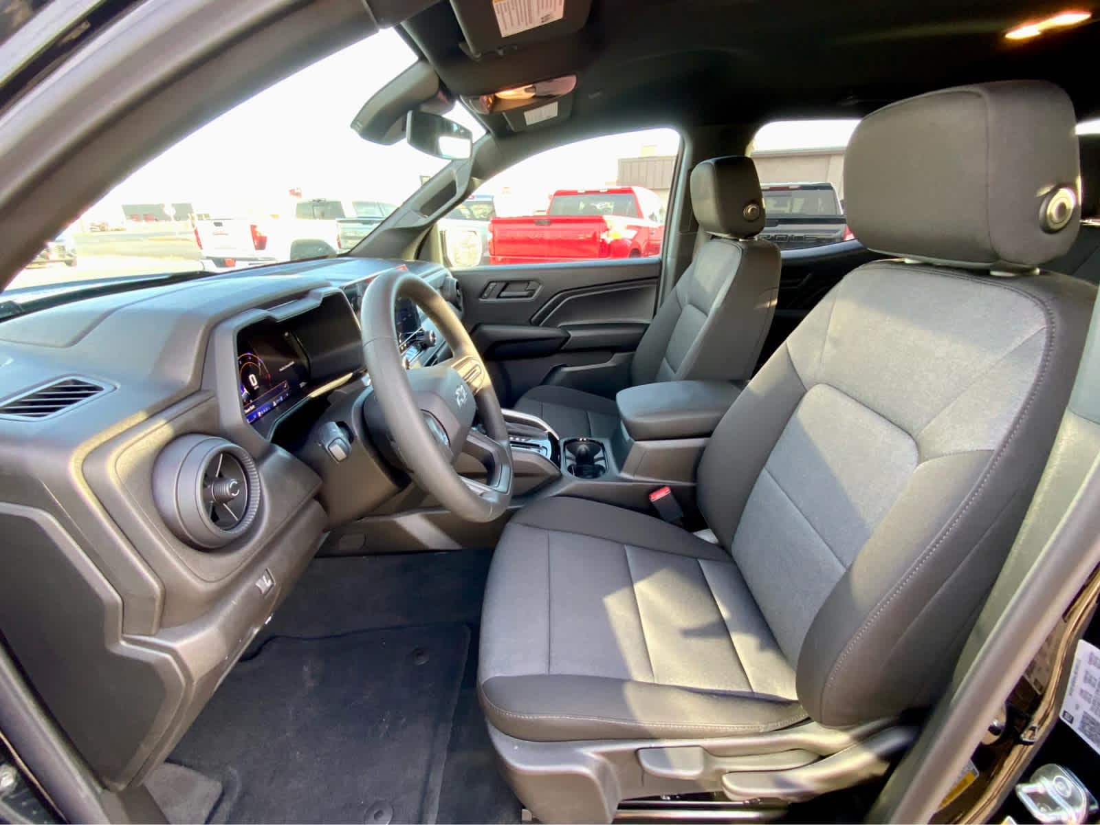 Thumbnail: 2026 Chevrolet Colorado - 21